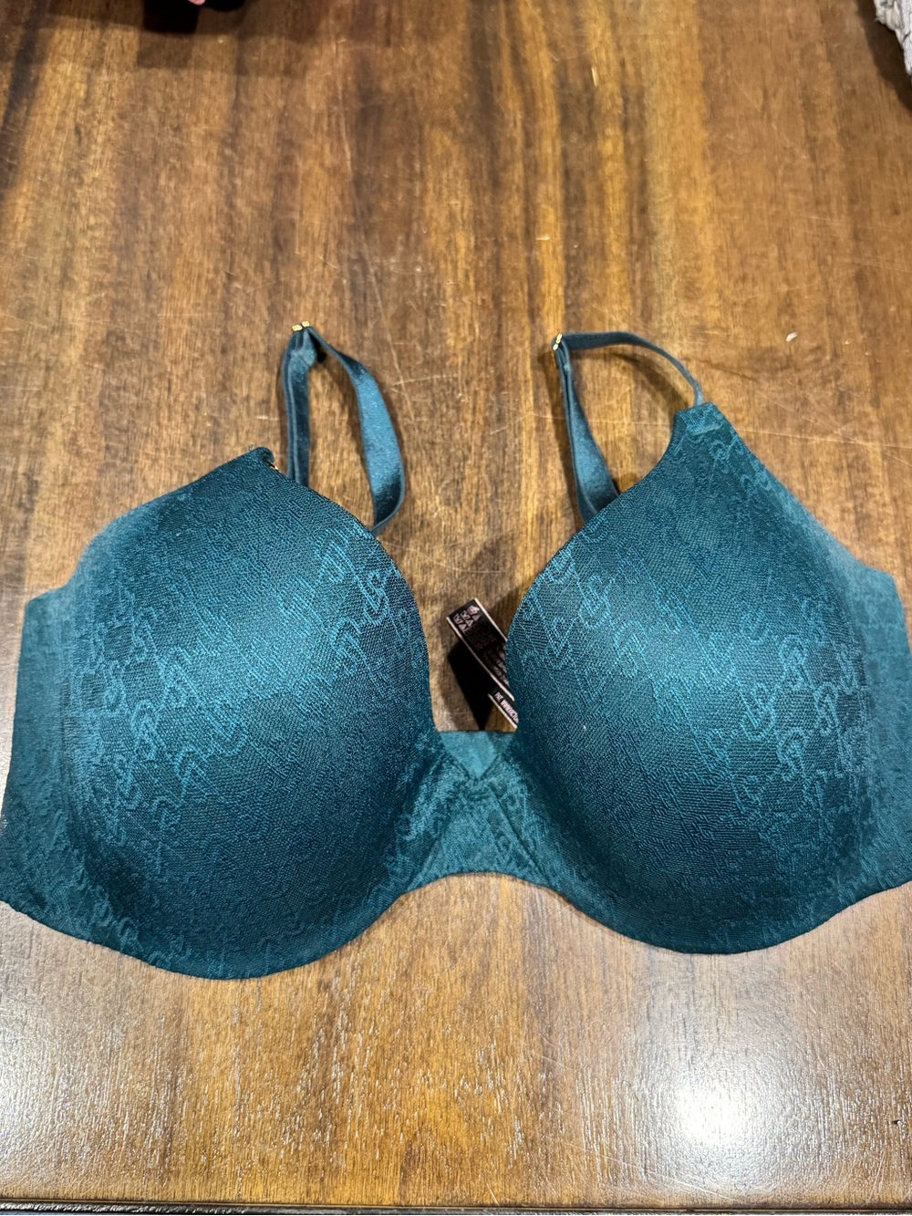 NWOT Victoria’s Secret Very Sexy Bra